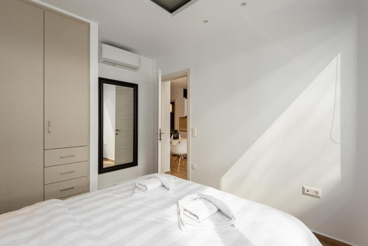 Innovative Fun Modern In Ladadika * Thessaloniki