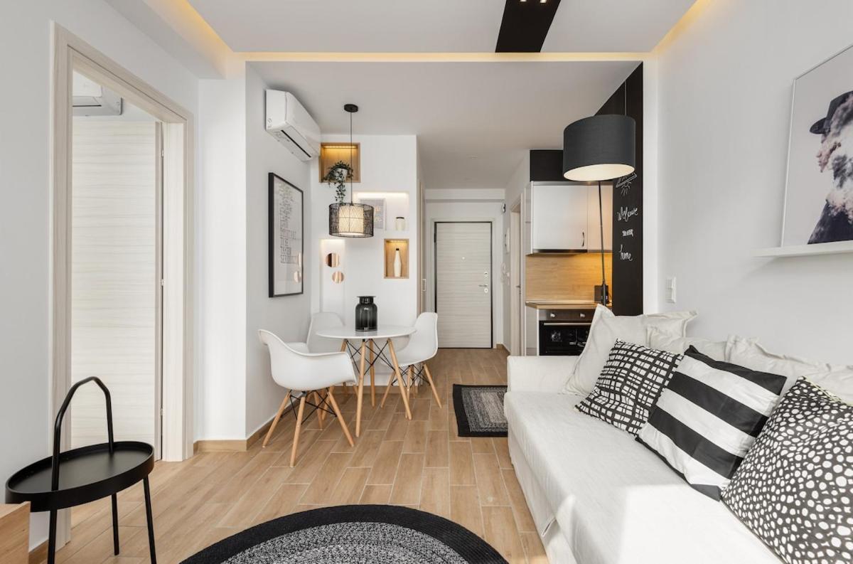Innovative Fun Modern In Ladadika * Thessaloniki